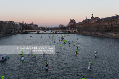 PADDLE - LA SEINE - PARIS
