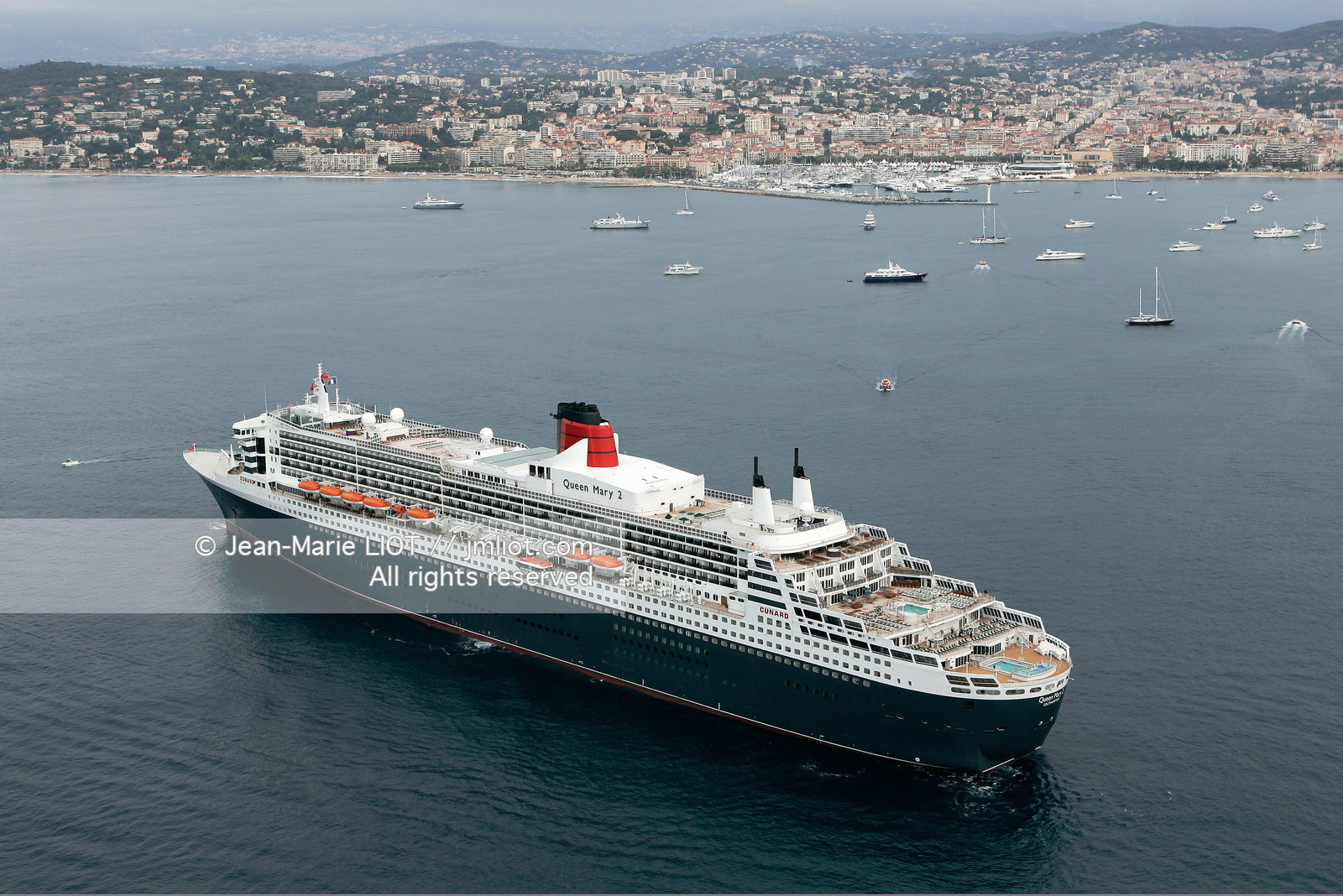 QUEEN MARY 2