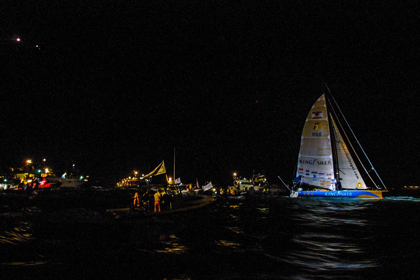 ARRIVEE ELLEN MACARTHUR - 2E