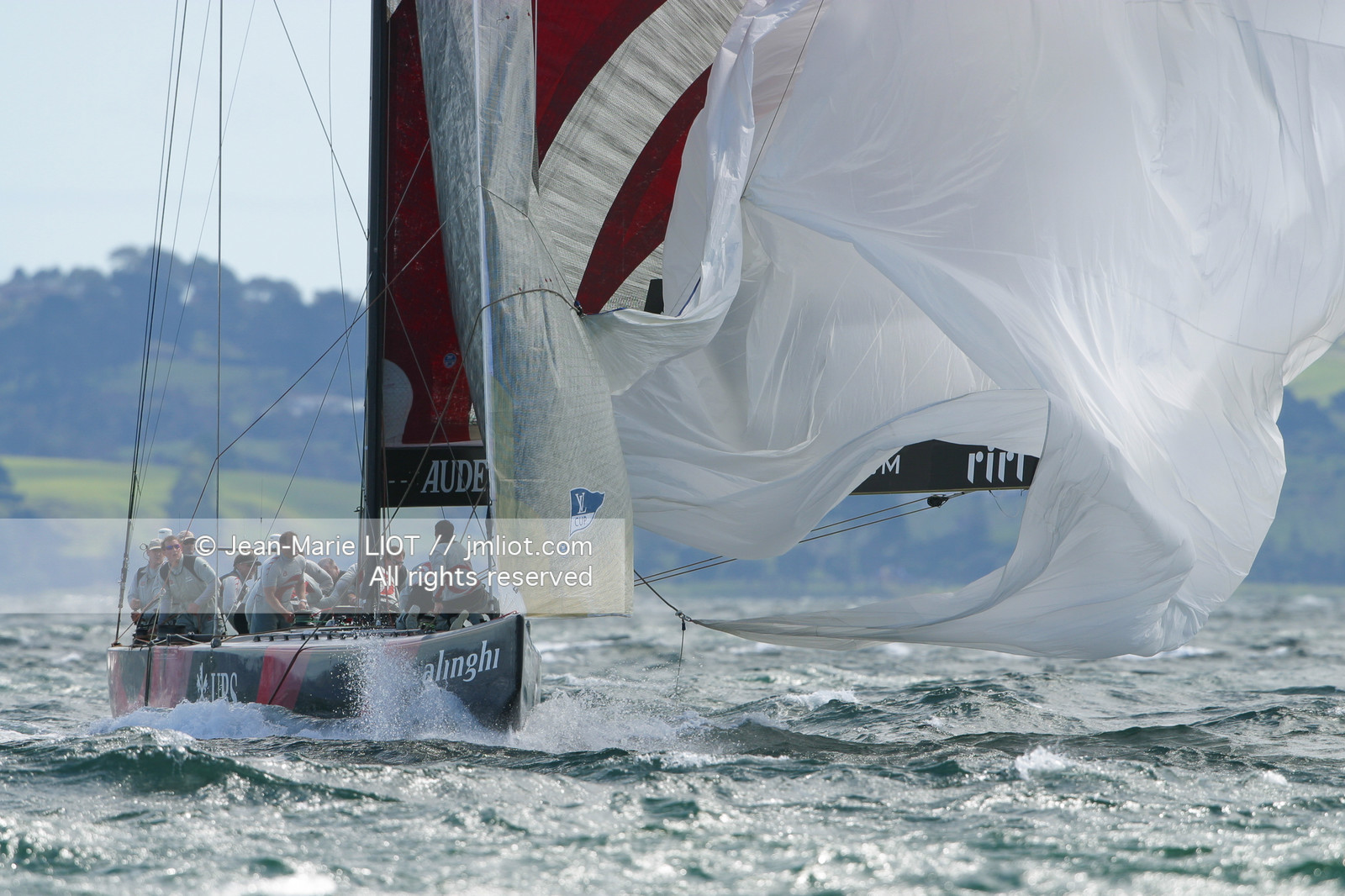 LOUIS VUITTON CUP 2002 - NEW ZEALAND