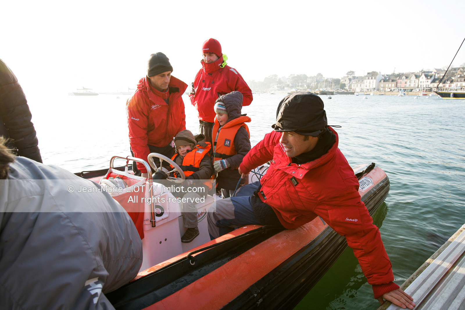 MAXI TRIMARAN SODEBO - THOMAS COVILLE - RECORD TOUR DU MONDE EN SOLITAIRE..