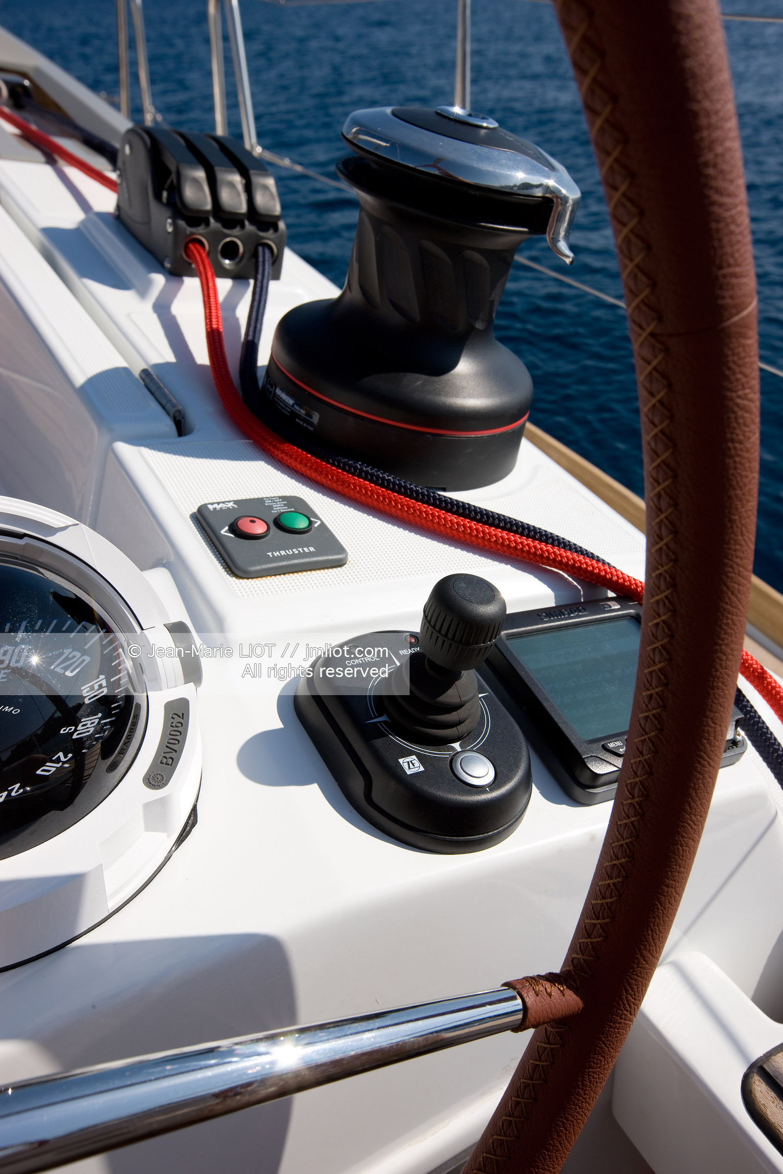 111007JEANNEAU_2JML3372 .jpg