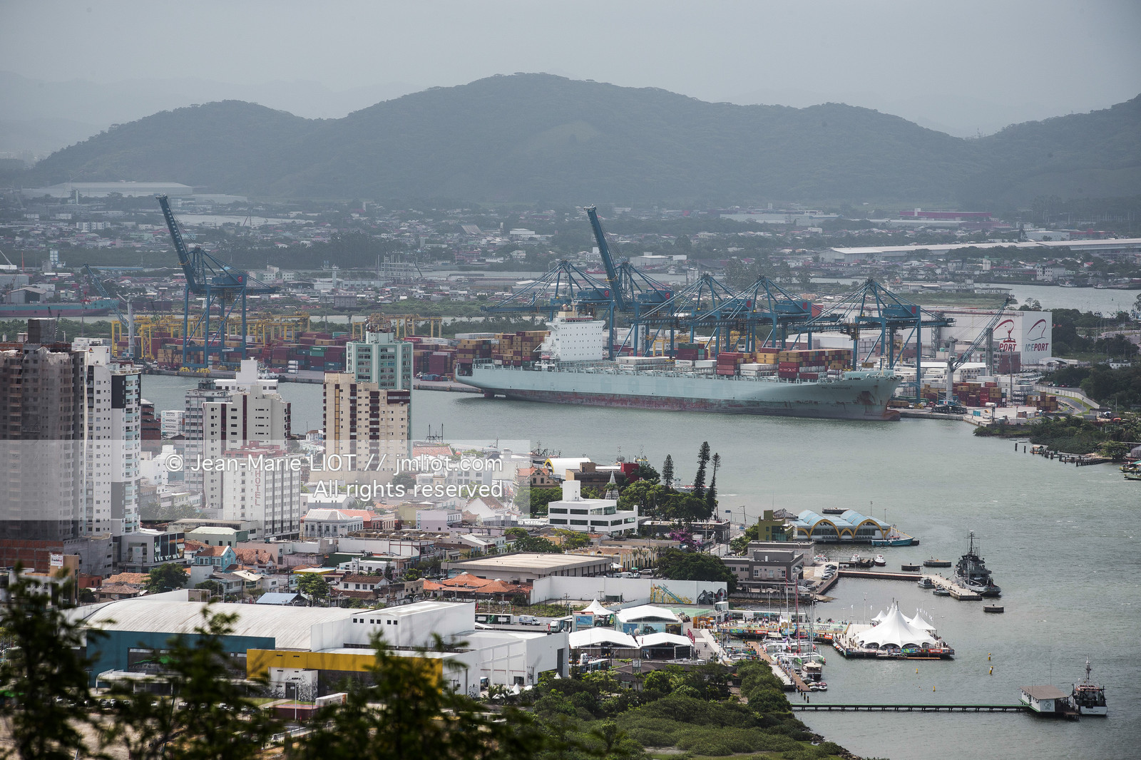 .Itajaï, Brezil visit of a natural park: parque da alataia. Photo © Jean-Marie Liot