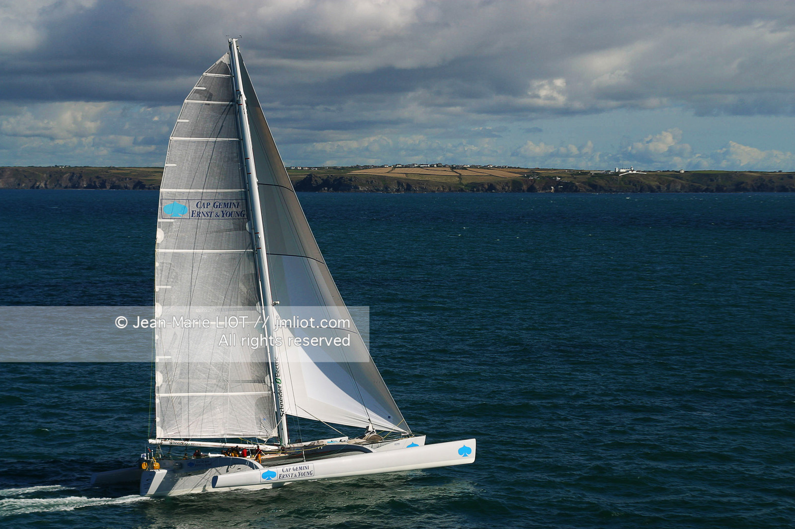 RECORD - TOUR DES ILES BRITANIQUES