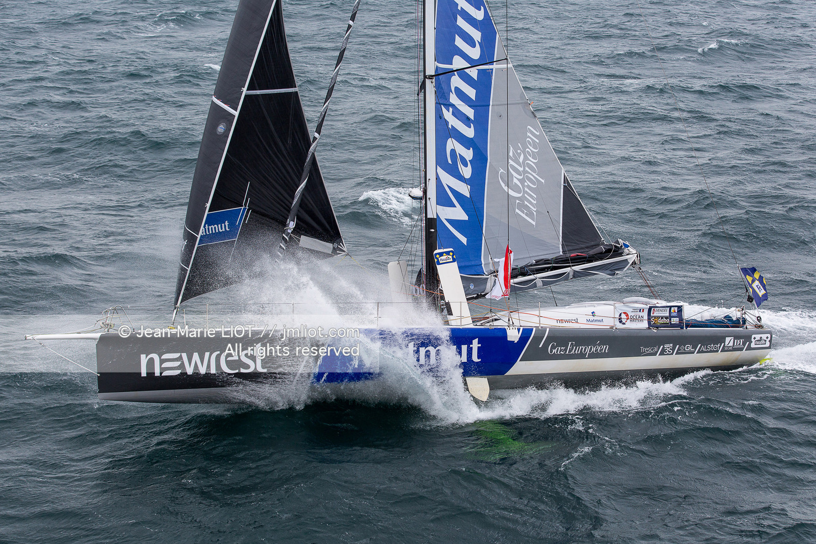 FABRICE AMEDEO - NEWREST-MATMUT - VENDEE GLOBE 2016-2017