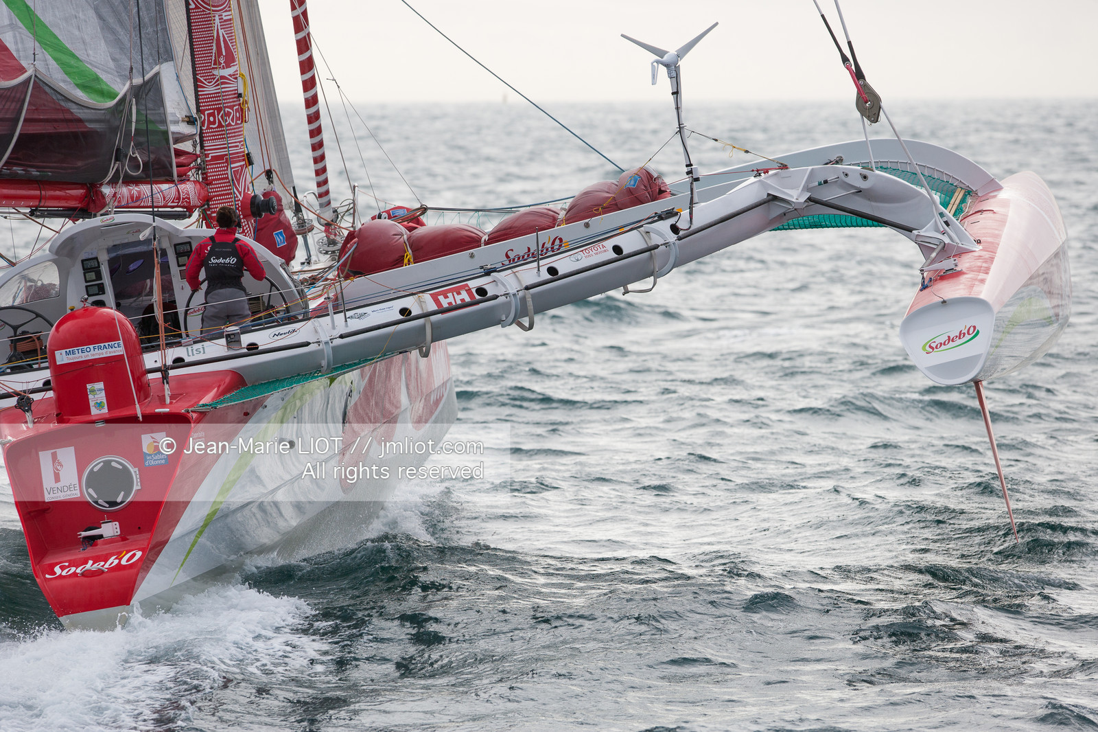 MAXI TRIMARAN SODEBO - THOMAS COVILLE - RECORD TOUR DU MONDE EN SOLITAIRE - 2008..