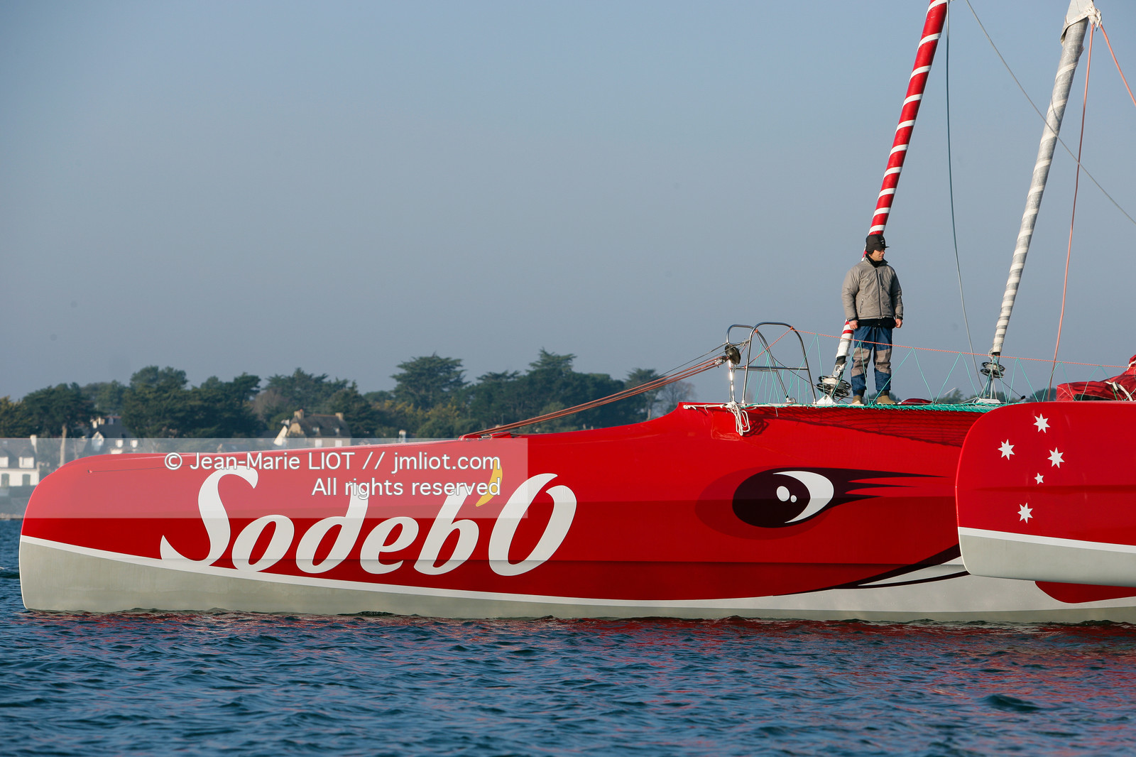 MAXI TRIMARAN SODEBO - THOMAS COVILLE - RECORD TOUR DU MONDE EN SOLITAIRE..