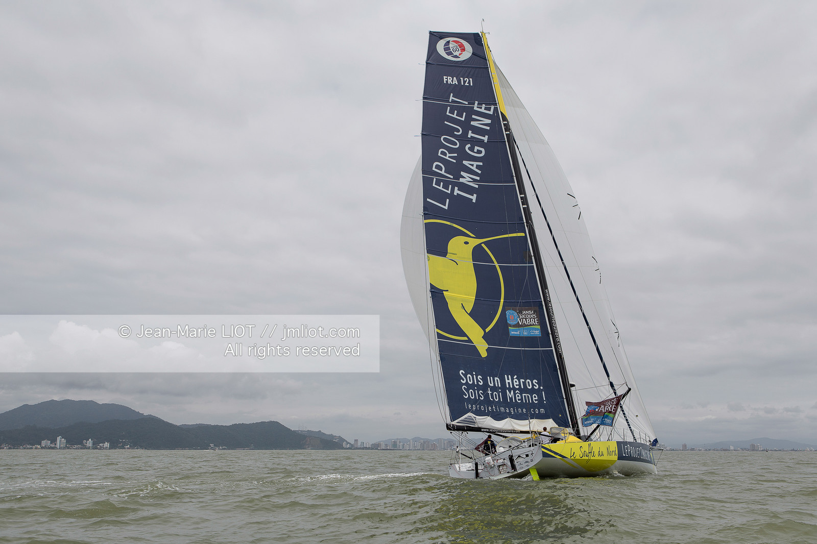 Itajaï (Brazil) le 12 November 2015, arrivée de Thomas Ruyant et Adrien Hardy à bord de l'imoca Le souffle du Nord. Photo © Jean-Marie Liot   DPPI.