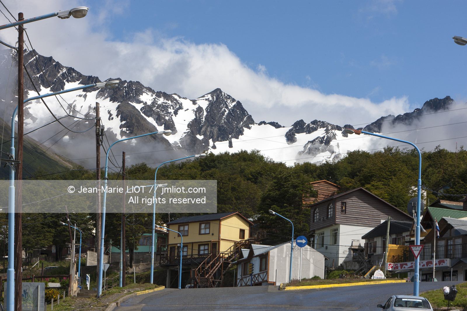 Ushuaia, Terre de Feu est la ville la plus australe du globe.Située à la pointe de l'Argentine cette province est la porte de l'antartique.photo © Jean-Marie Liot.