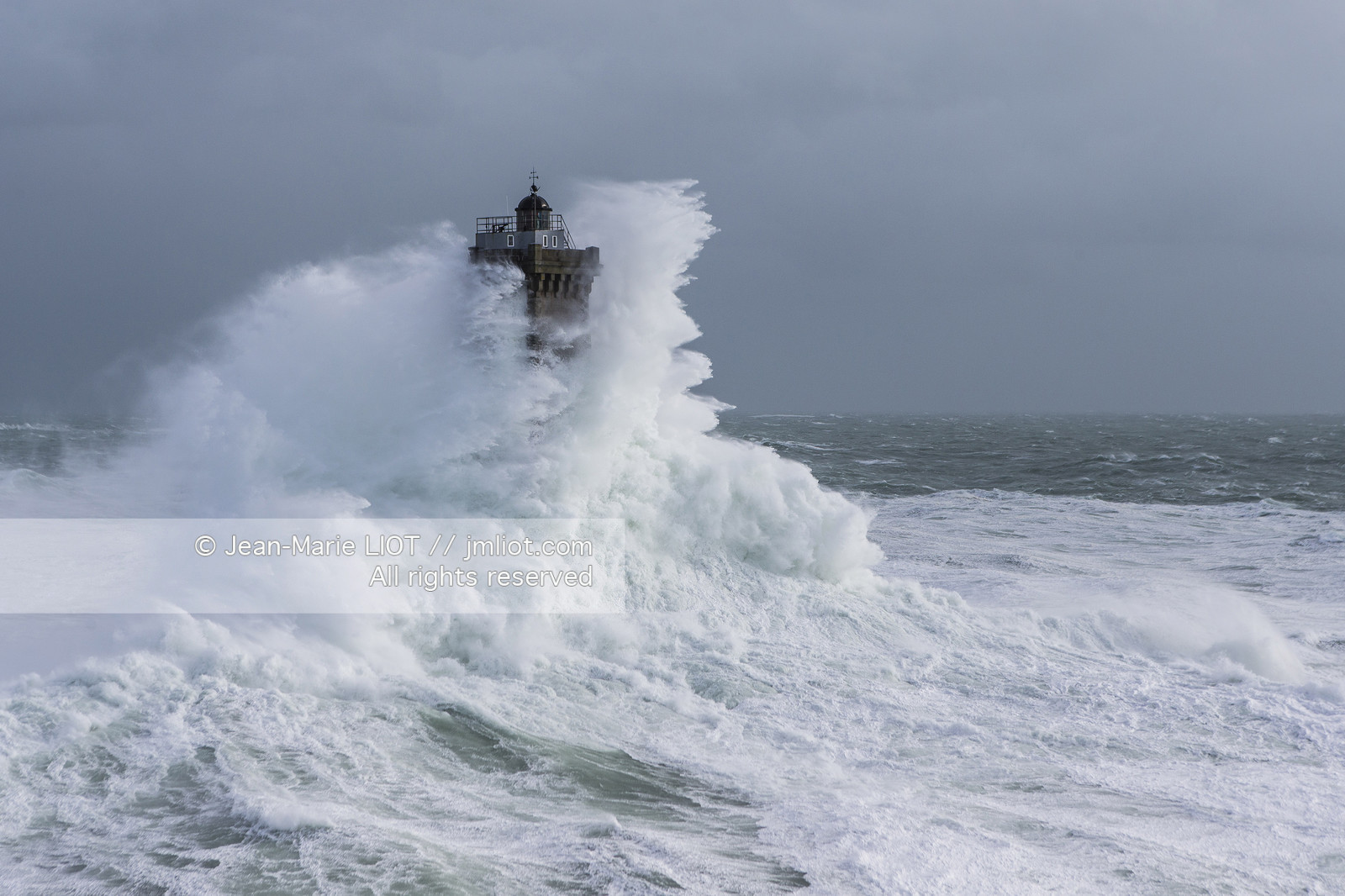 Les phares d'Iroise dans la tempête Ruth