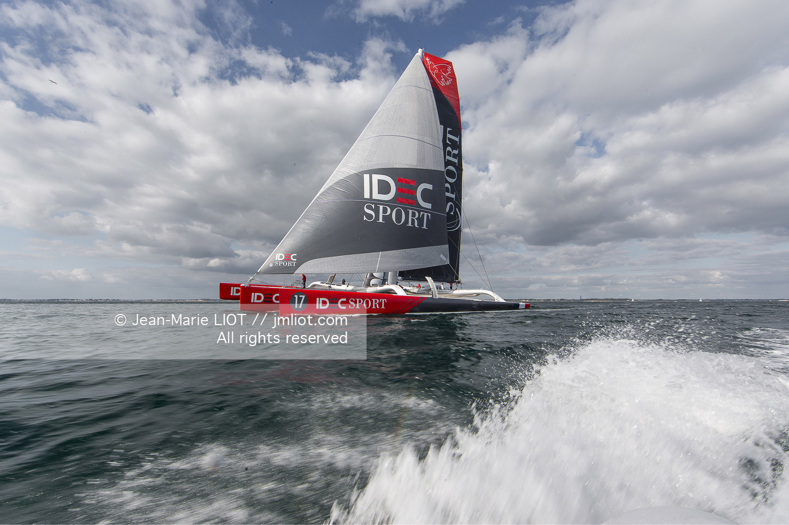 MAXI TRIMARAN IDEC SPORT 2015 - FRANCIS JOYON
