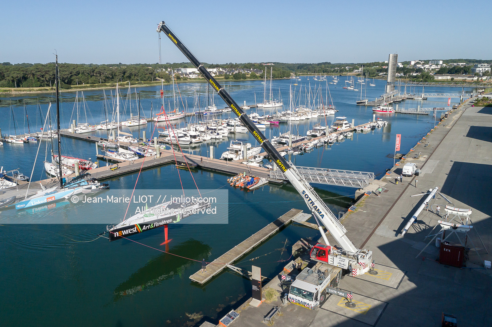 FABRICE AMEDEO - IMOCA NEWREST - ART & FENETRES 2020