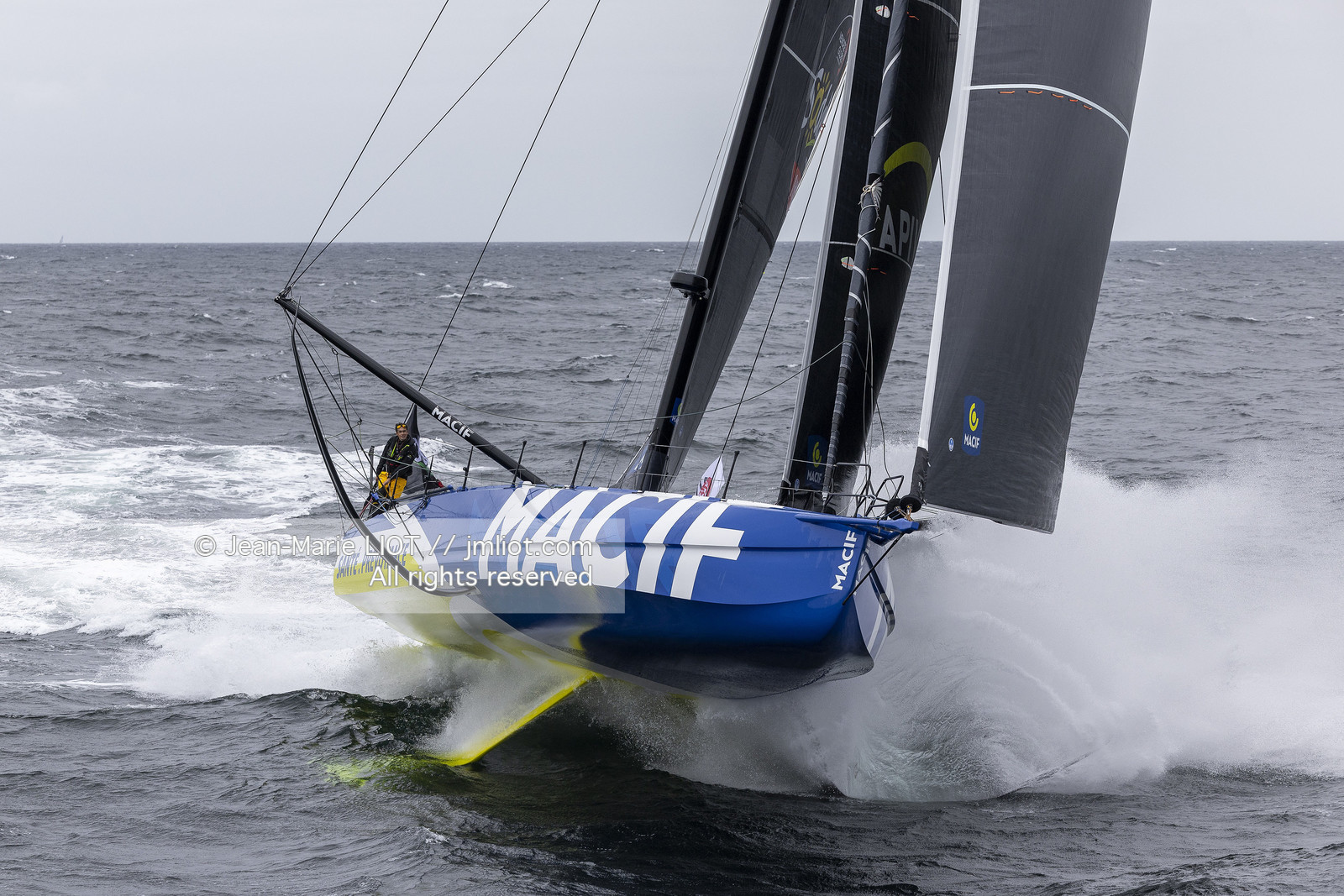 CHARLIE DALIN 2024 - IMOCA MACIF SANTE PREVOYANCE - VENDEE GLOBE 2024-2025