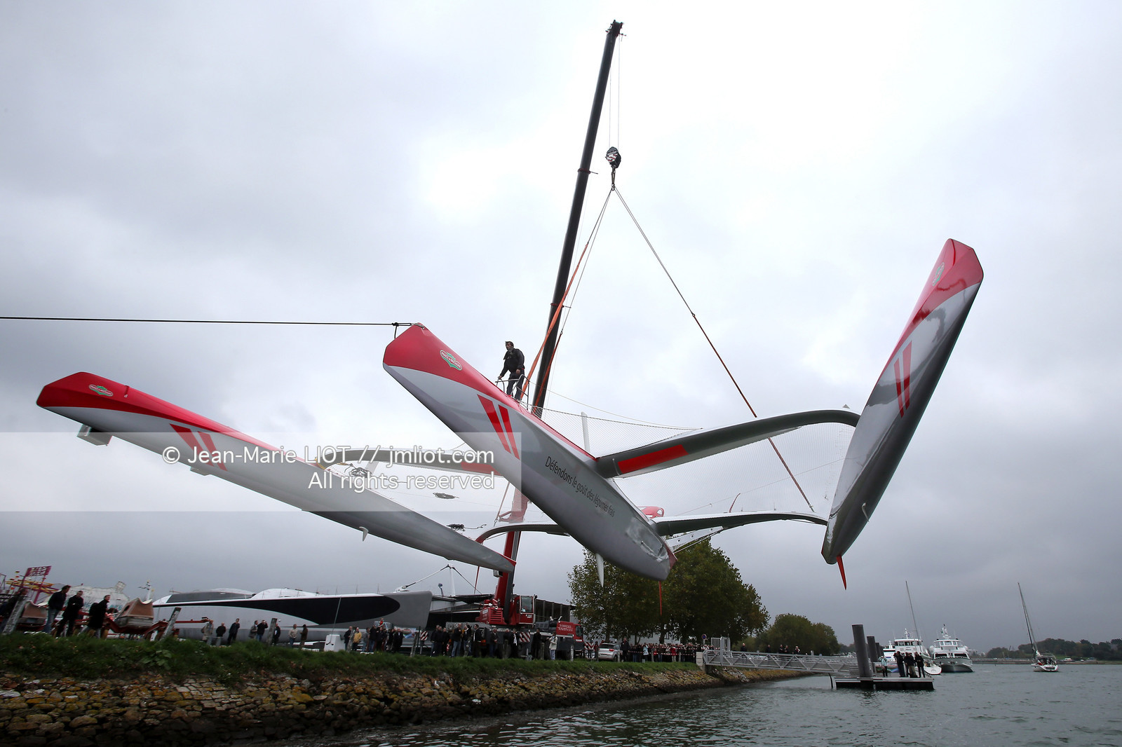 SAILING - MAXI 80 PRINCE DE BRETAGNE - LAUNCH.