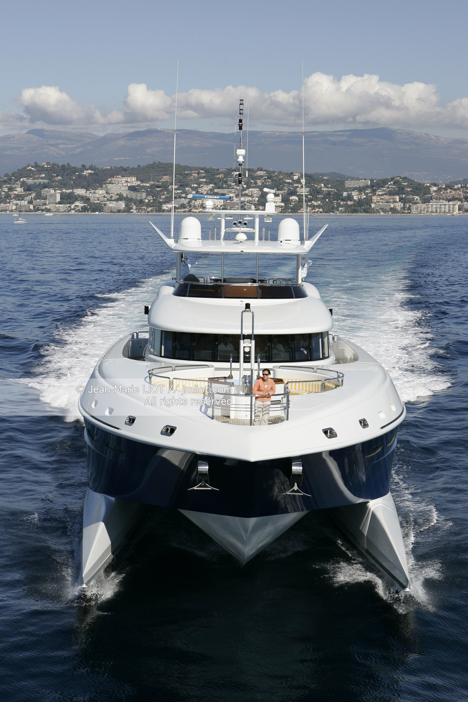 SALON NAUTIQUE DE CANNES 2005