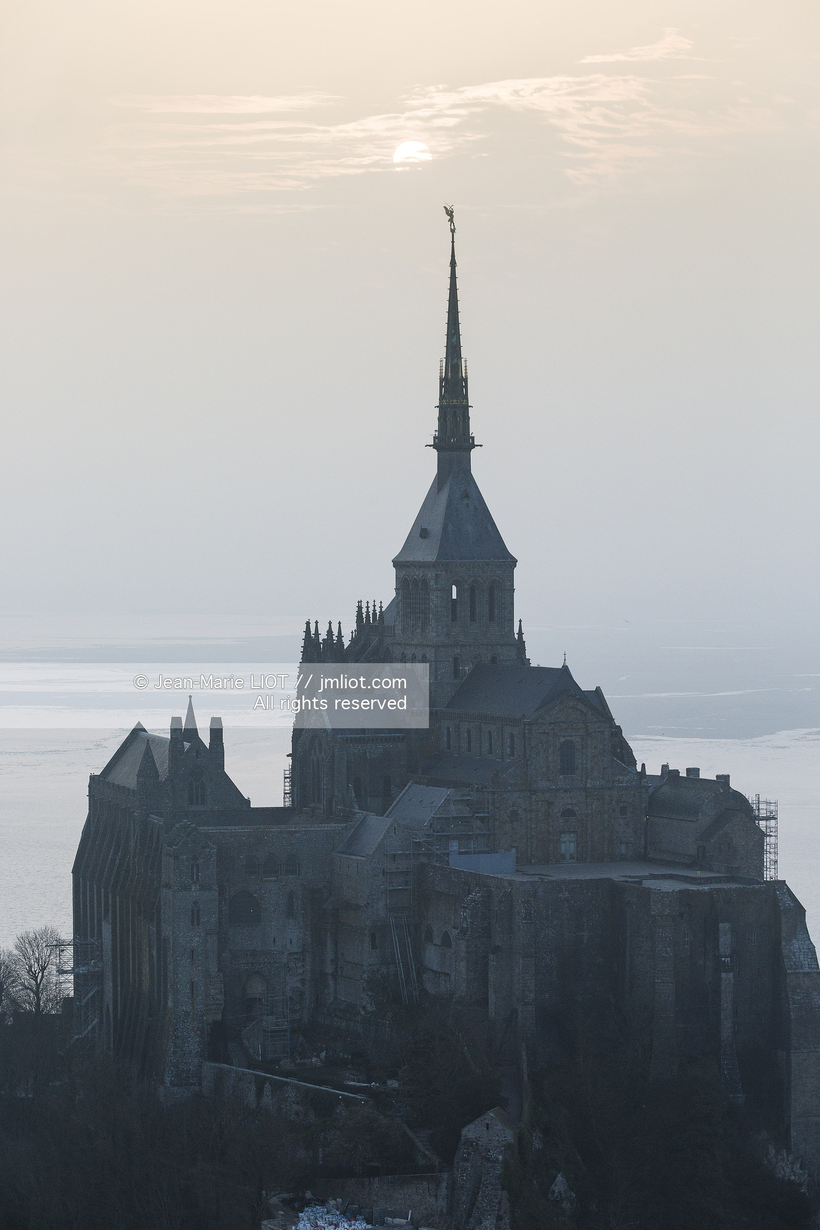 LE MONT SAINT MICHEL - LA MAREE DU SIECLE