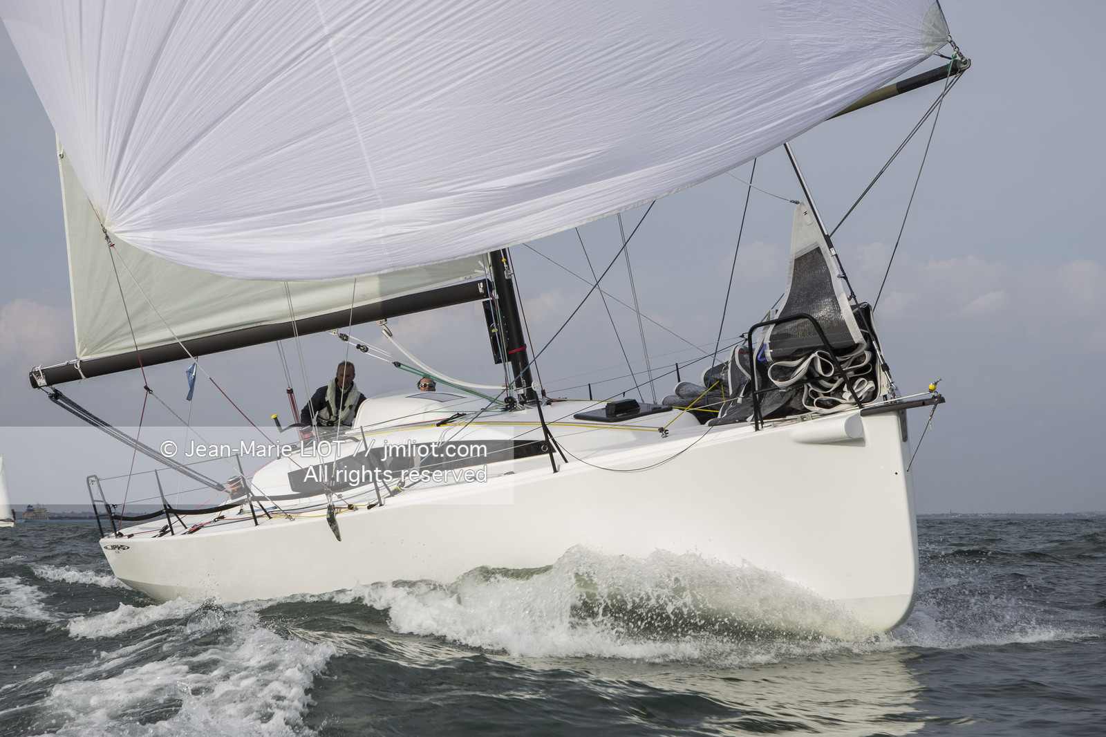 VOILE MAGAZINE - 100 MILLES