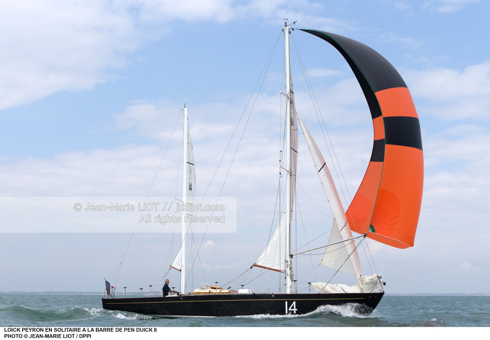 LOICK PEYRON A BORD DE PEN DUICK II