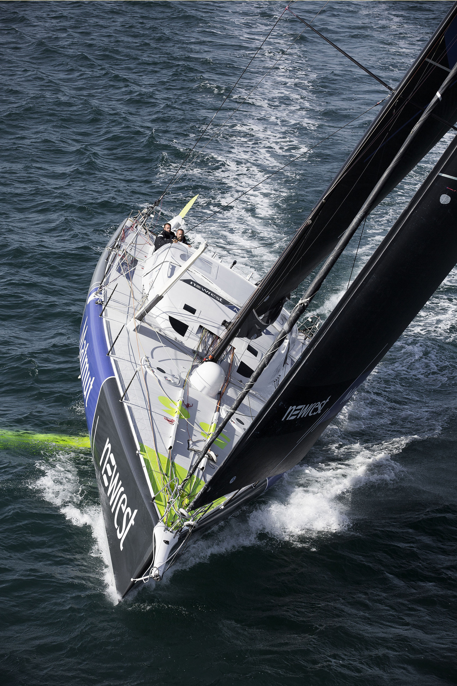 IMOCA 60 PIEDS NEWREST MATMUT - SKIPPER : FABRICE AMEDEO