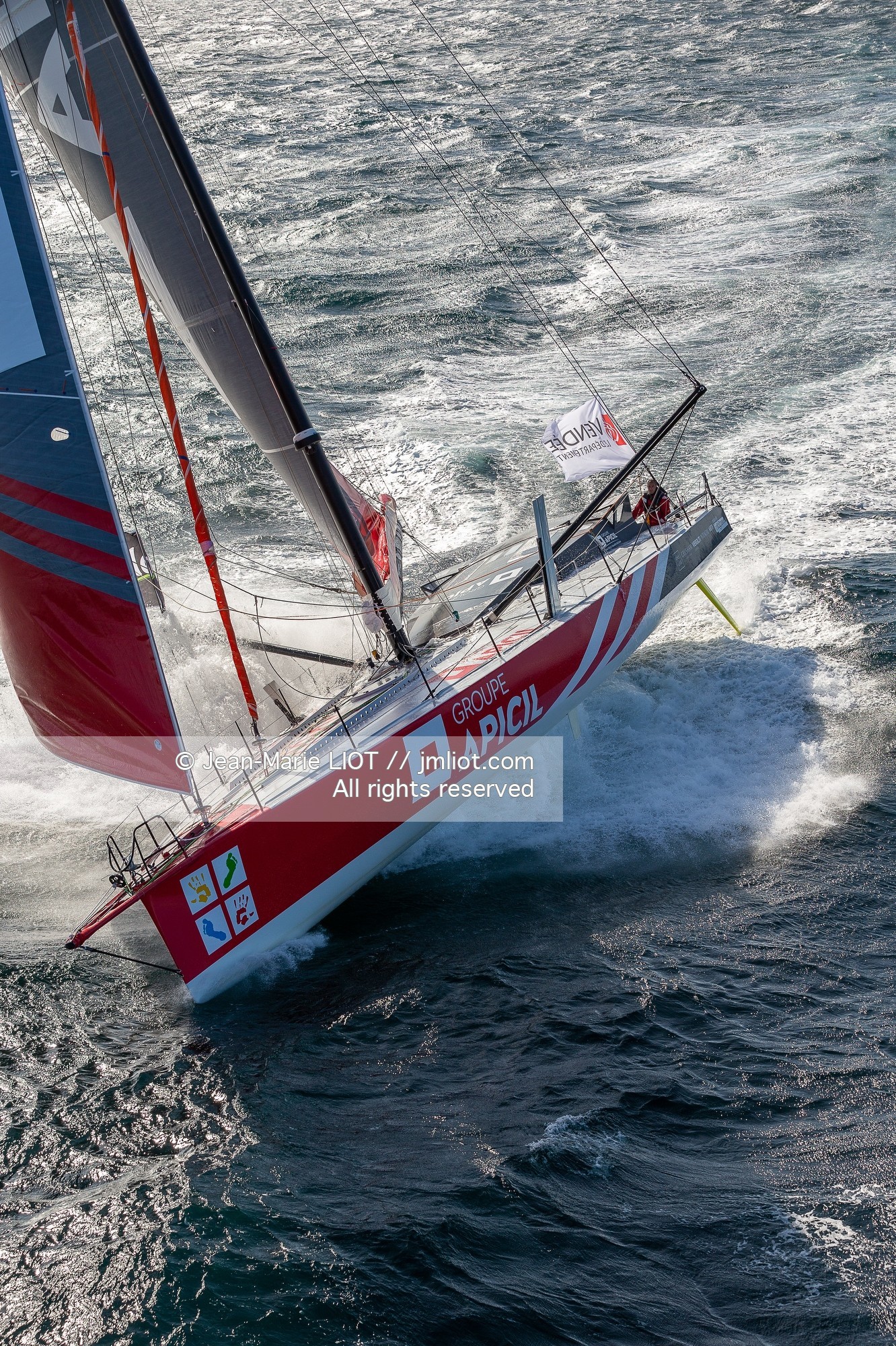 DAMIEN SEGUIN 2020 - IMOCA GROUPE APICIL